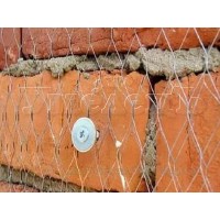 Устройство штукатурной металлической сетки стены