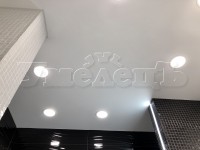 13 - Санузел натяжной потолок.